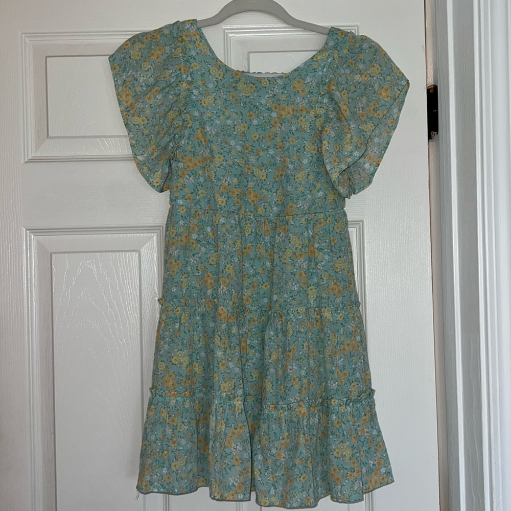 Girls dress